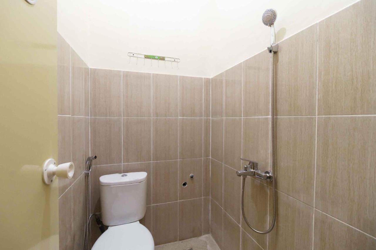Hotel Reddoorz Syariah Near Lubang Jepang Bukittinggi Exterior foto